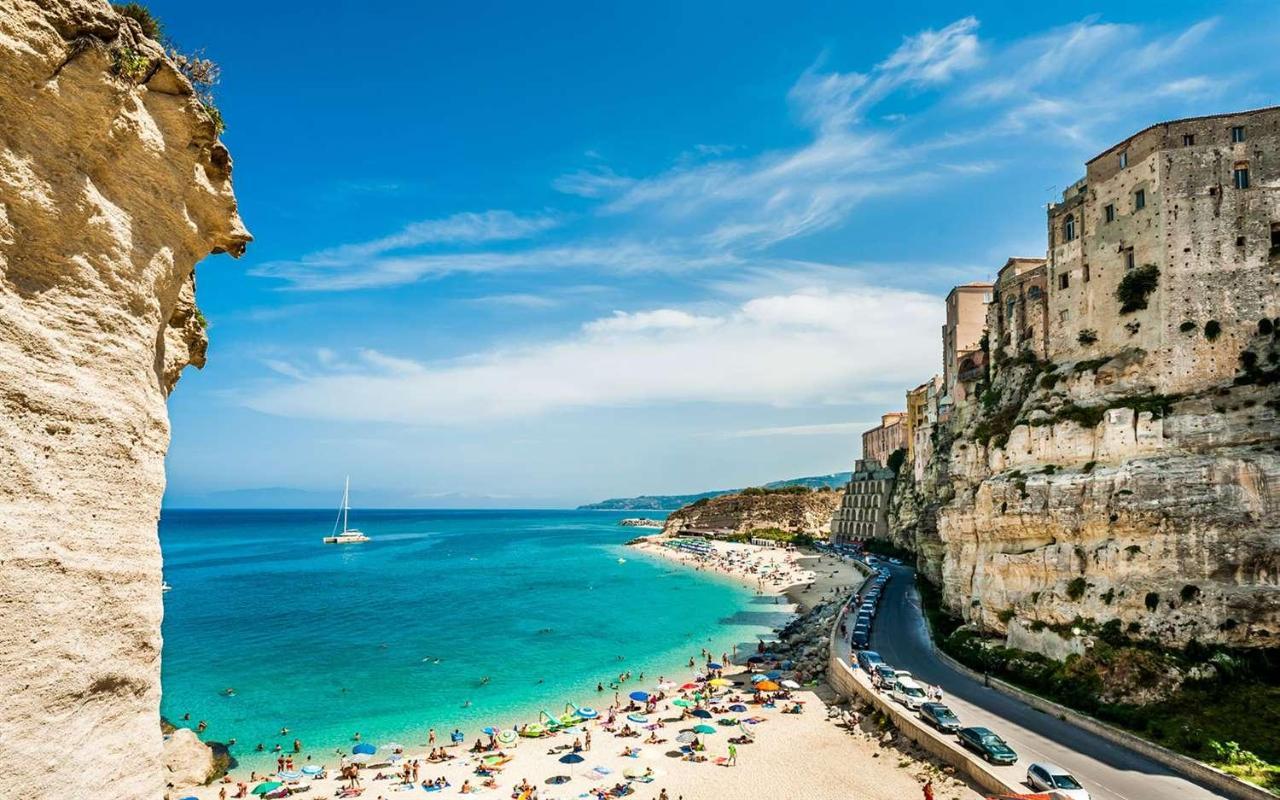 Ninfa Sul Mare Apartments 50 M E T R I Dal Mare Best Breakfast And Free Parking Capo Vaticano Bagian luar foto