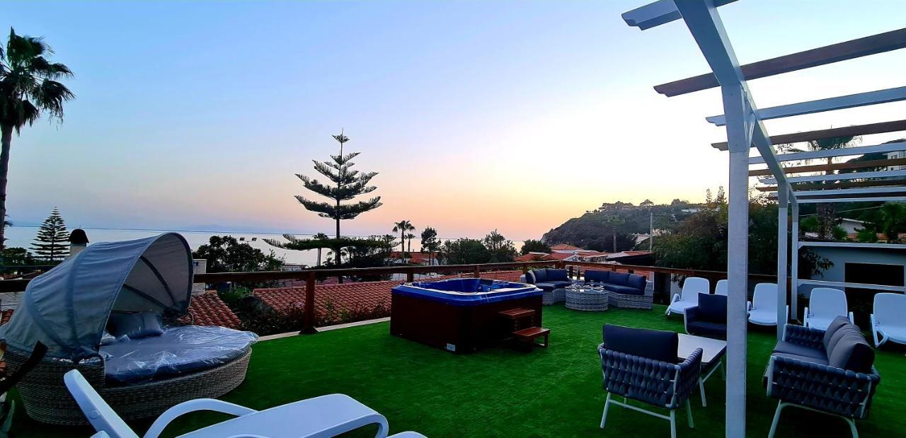 Ninfa Sul Mare Apartments 50 M E T R I Dal Mare Best Breakfast And Free Parking Capo Vaticano Bagian luar foto