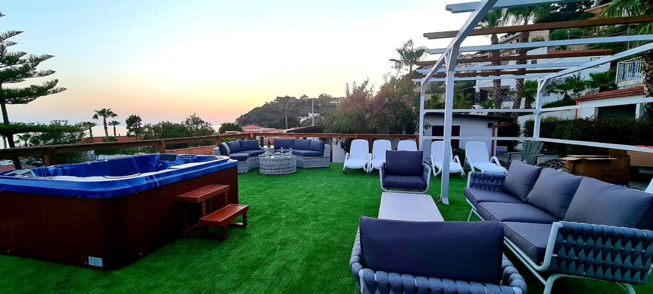 Ninfa Sul Mare Apartments 50 M E T R I Dal Mare Best Breakfast And Free Parking Capo Vaticano Bagian luar foto