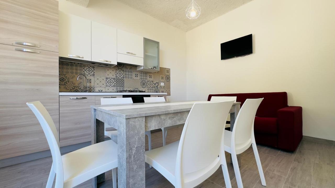 Ninfa Sul Mare Apartments 50 M E T R I Dal Mare Best Breakfast And Free Parking Capo Vaticano Bagian luar foto