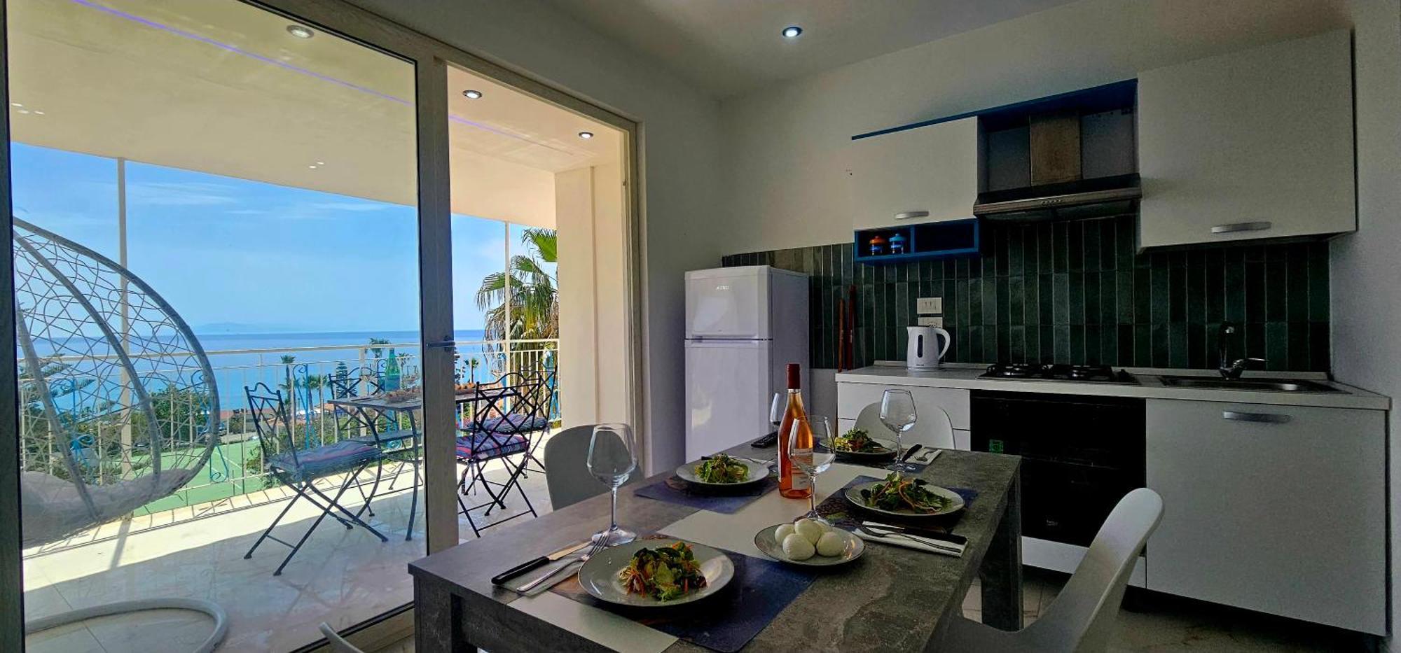 Ninfa Sul Mare Apartments 50 M E T R I Dal Mare Best Breakfast And Free Parking Capo Vaticano Bagian luar foto